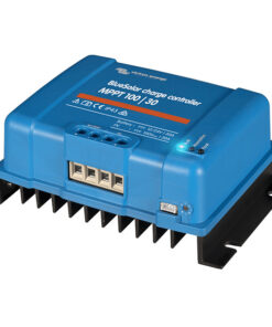 Victron BlueSolar MPPT 100/30 SCC020030200 right